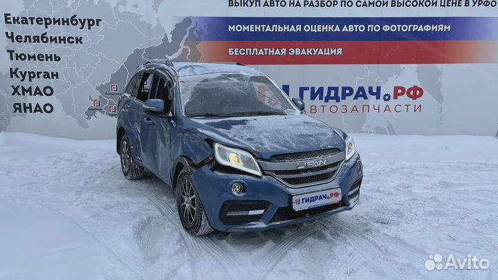 Консоль центральная Lifan X60