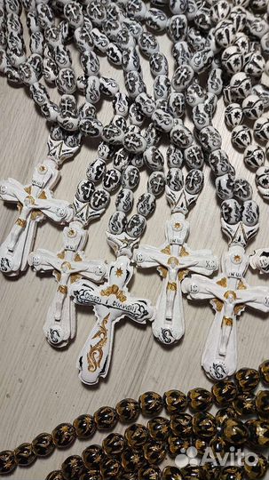 Крест в цвете белое золото