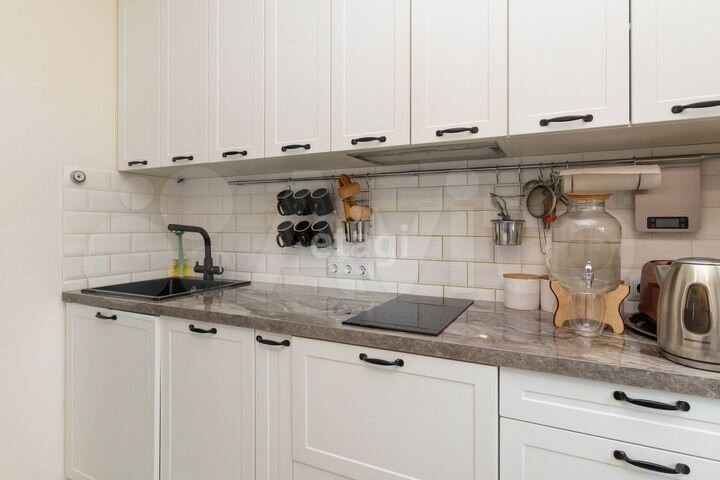 2-к. квартира, 44 м², 1/16 эт.