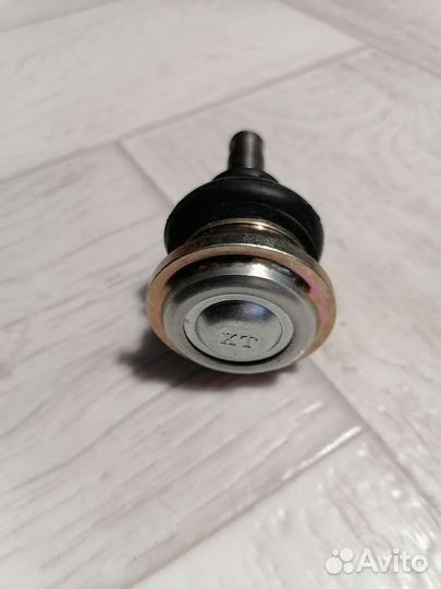 Шаровая опора верхнего рычага Toyota Mark II