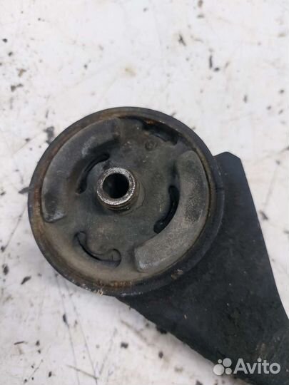 Подушка двигателя Mazda 323 BF 1.5 E5 E3