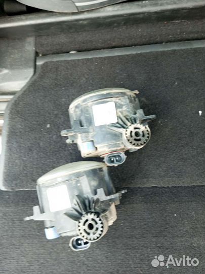 Оригинальные противотуманные фары Дискавери 4