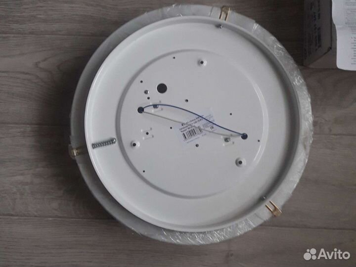 Светильник настенно-потолочный