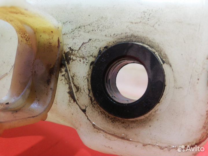 Бачок омывателя Nissan Navara D40M YD25ddti 2008