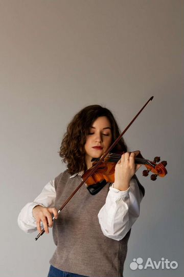 Скрипка на праздник / Скрипач на праздник