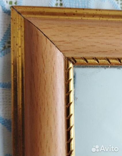 Зеркало в коричневой багете
