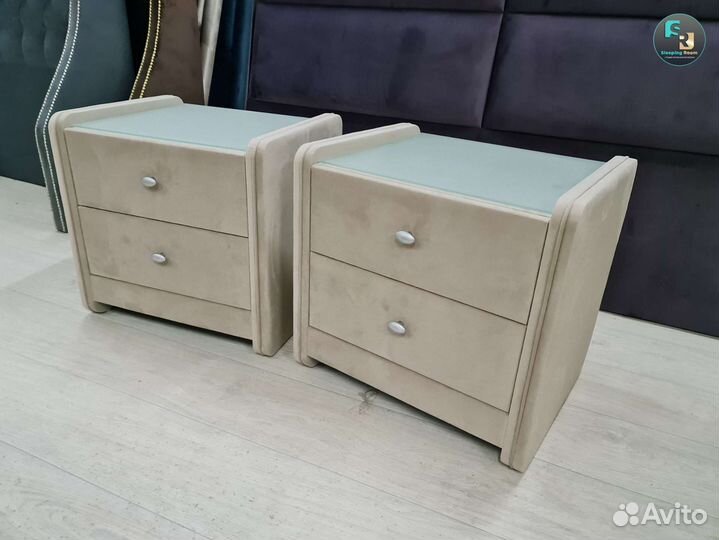 Прикроватные тумбы
