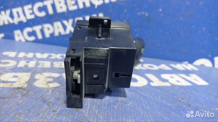 Переключатель поворотов Ford Focus 3 седан 2013