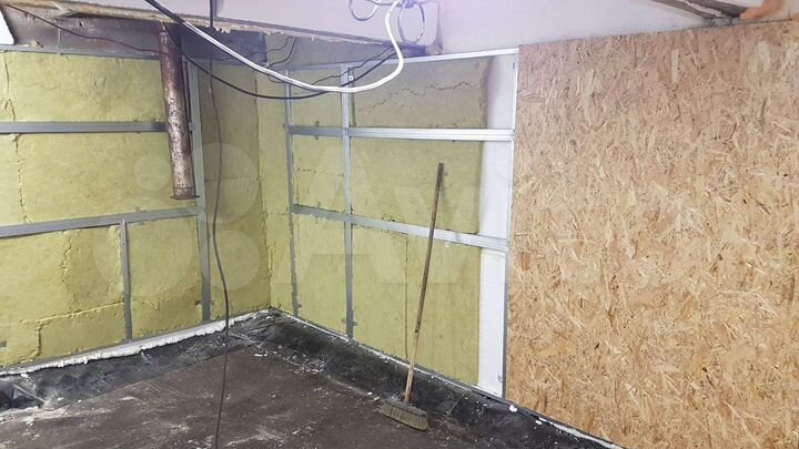 Гараж, > 30 м²