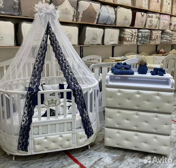 Кроватка трансформер с каретной стяжкой Комод