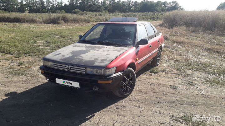 Toyota Corolla, 1992