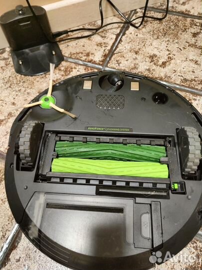 Робот пылесос irobot roomba i3