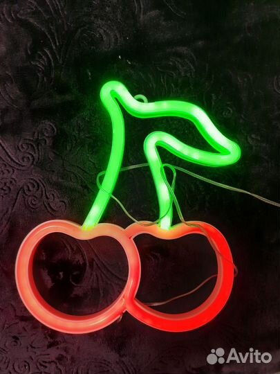 Неоновая вывеска готовая