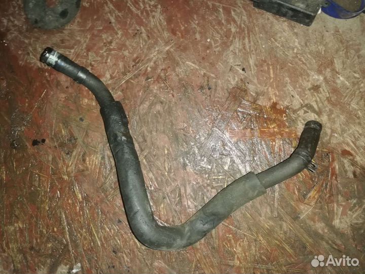 Шланг бачка гур Джили Эмгранд EC-7