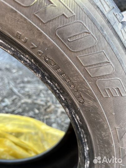 Bridgestone Blizzak LM-25 235/55 R18 100
