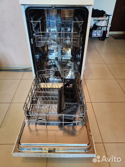 Посудомоечная машина Electrolux