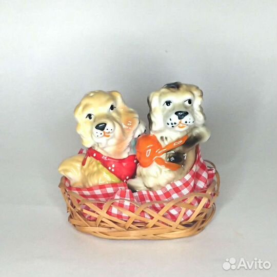 Солонка и перечница