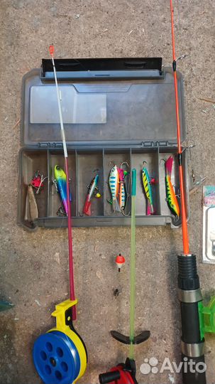 Бур для зимней рыбалки и снасти