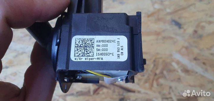 Переключатель стеклоочистителей Volkswagen Tiguan