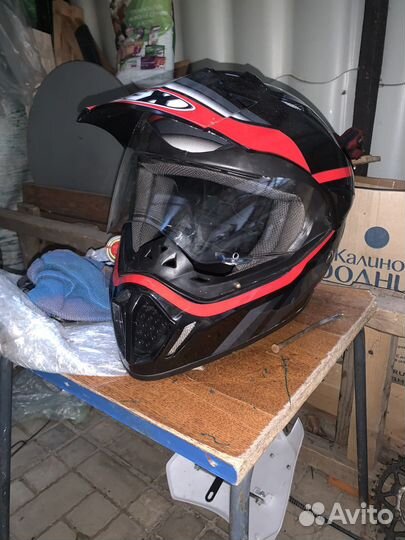 Кроссовый шлем