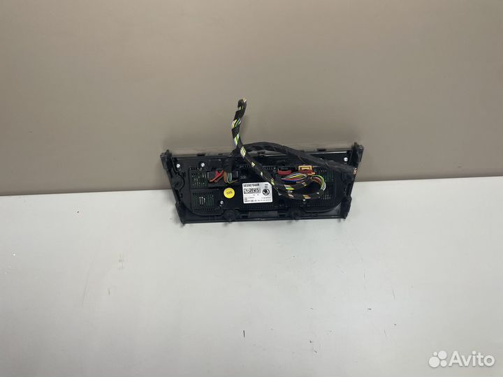 Панель управления климатом Шкода Октавия А7