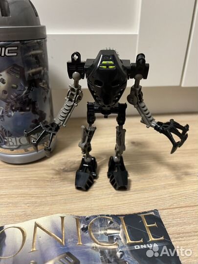 Lego bionicle onua