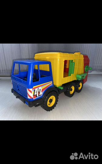 Большая машина мусоровоз