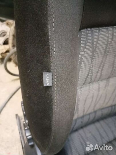 Передние сиденья skoda octavia a5