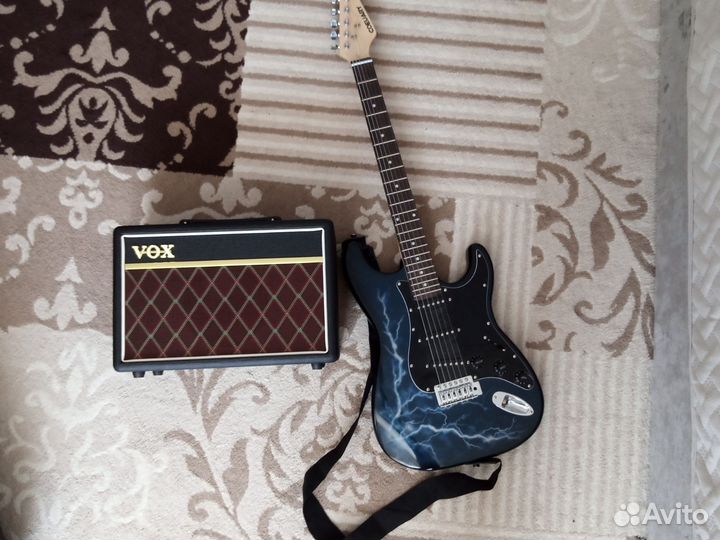 Электро гитара С комбоусилителем VOX pathfinder10