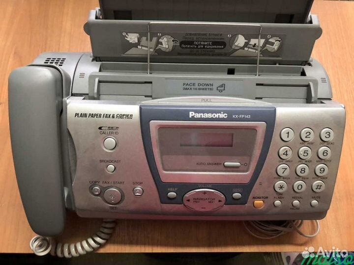 Факс Panasonic KX-FP143RU