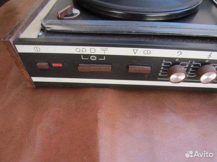 Стереомагнитоэлектрофон Россия мэ-325