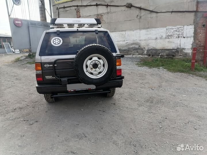 Nissan Terrano 2.7 МТ, 1989, 95 000 км