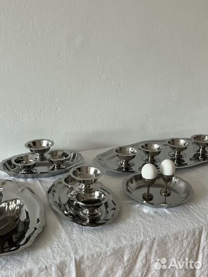 Подносы металлические винтаж