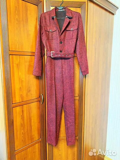 Комбинезон женский