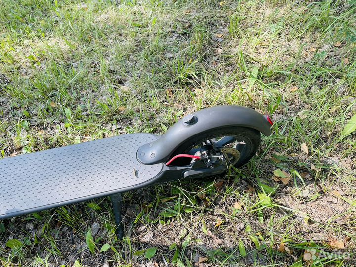 Xiaomi Mijia электросамокат M365 черный