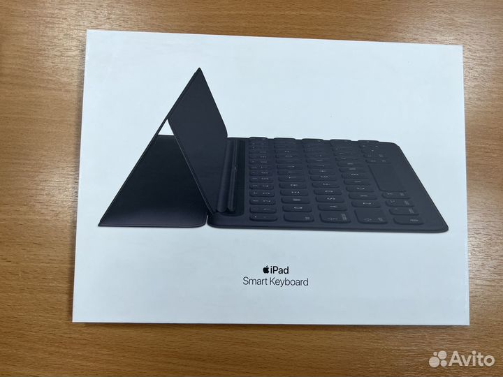 Клавиатура iPad Smart Keyboard