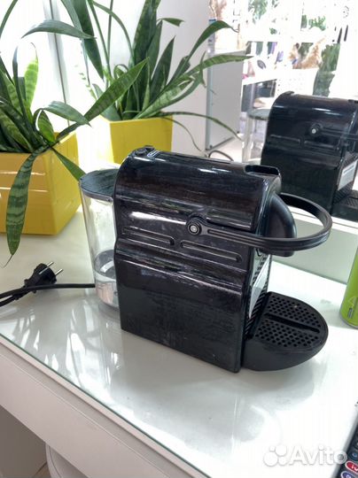 Кофемашина delonghi капсульная