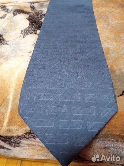 Галстук Cartier