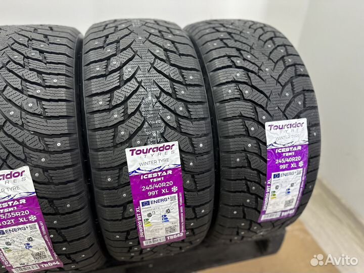 Tourador Ice Star TSW1 275/35 R20 и 245/40 R20 101S