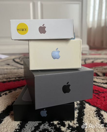 Коробка от iPhone 5s / 8 plus / 13