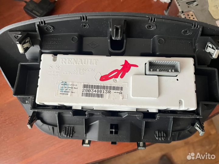 Автомагнитола рено меган 3 флюенс