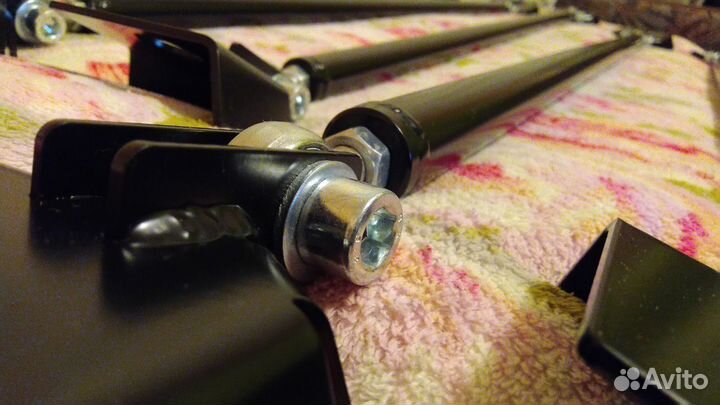 Распорка задних стаканов ford mustang 2005-2014