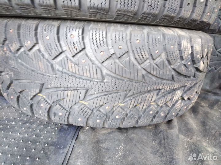 Hankook Winter I'Pike 215/60 R17 95T