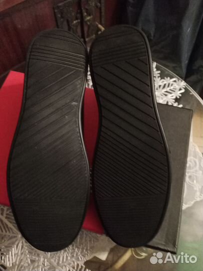 Мужские кожанные ботинки, размер 40,новые