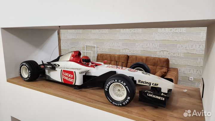 Огромные на радиоуправлении Формула 1 метровая