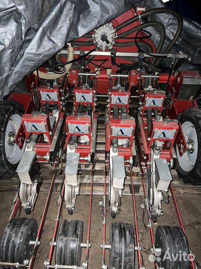 Сеялка овощная пневматическая Agricola