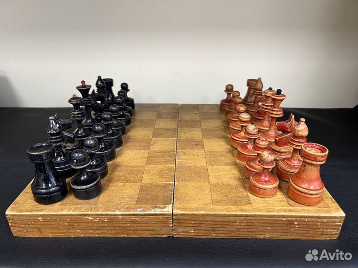 Шахматы деревянные с доской 1955 год