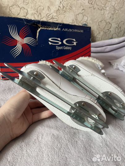Коньки детские 30 размер