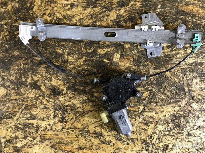 Стеклоподъемник передний правый Kia Rio хэтчбек