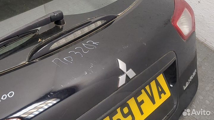Крышка багажника Mitsubishi Lancer 10